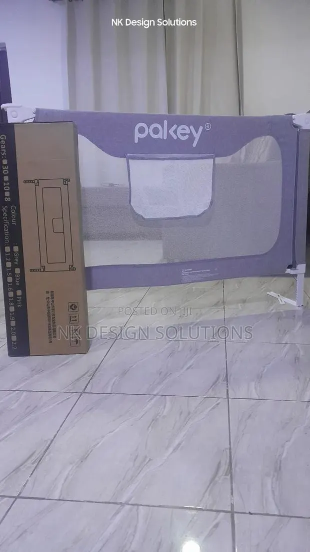 Baby Safety Bedrail (1.2m) for Adult Bed · Photo 1