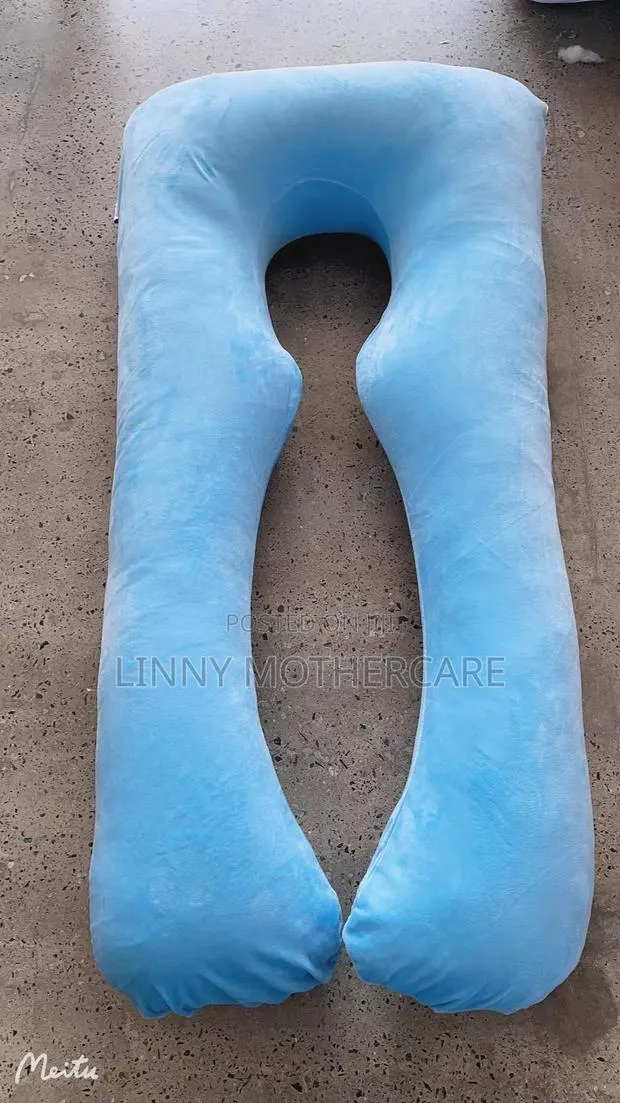 Full Body U-Shaped Pregnancy Support Pillow · Photo 2