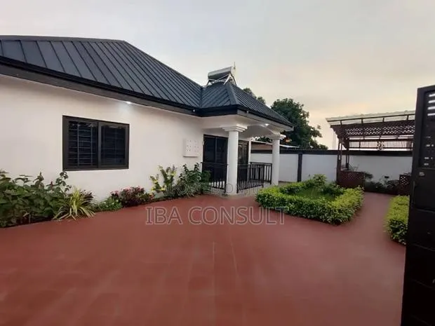 Furnished 2bdrm House in Malejor for sale · Photo 1