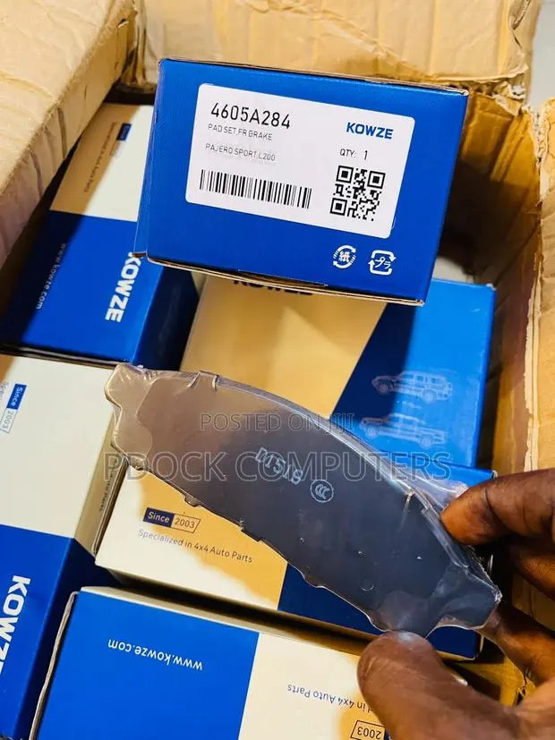 Brake Pads Front, 4pcs for Mitsubishi Montero Sport, L200, Triton · Photo 1