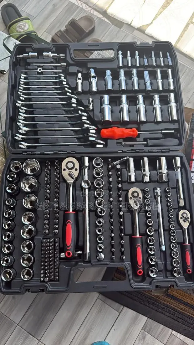 CR-V 216 Automotive Specialist Mechanical Tool Set · Photo 3