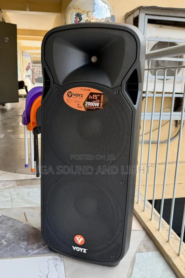 Voyz YZ-EAB15200 2x15” Rechargeable Active BT Speaker · Photo 1