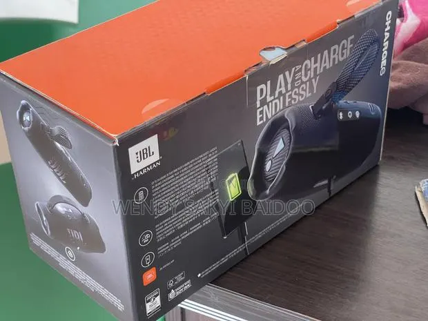 JBL Music Box · Photo 1