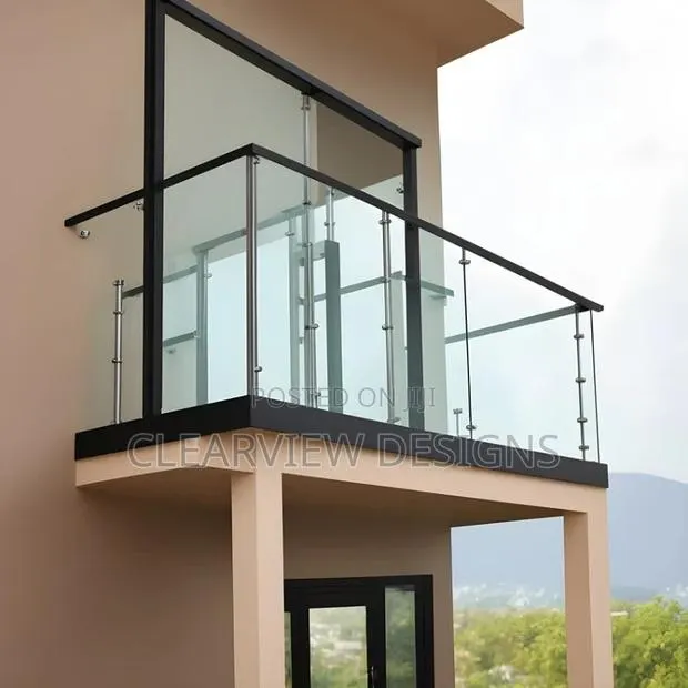 Porch Balustrade/ Glass Barrister · Photo 1