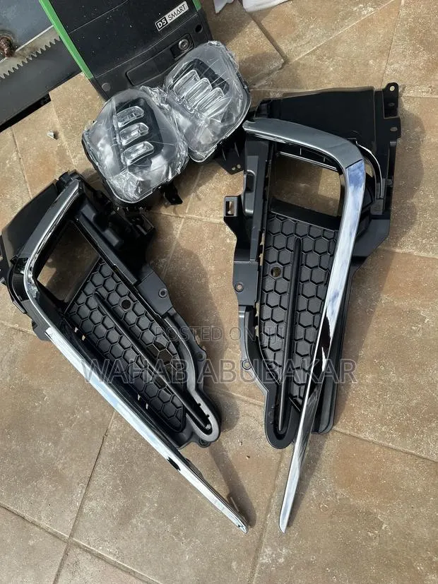 Acura MDX 2020 Fog Light and Covers · Photo 1