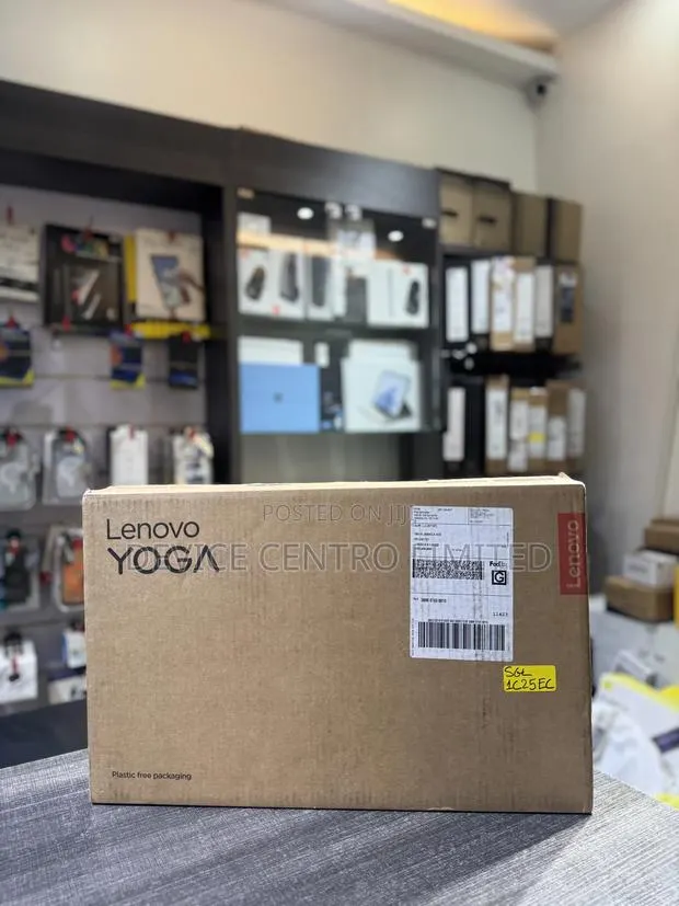 New Laptop Lenovo Yoga 7i 16GB AMD Ryzen 7 SSD 512GB · Photo 1