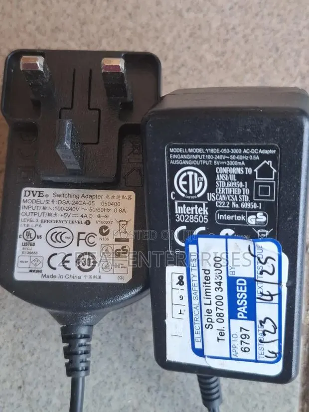5V 3/4a AC Power Adapter Charger Unit (Model DSA-24CA-05 · Photo 1