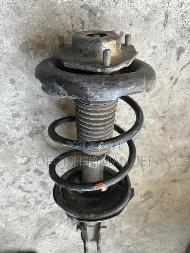Almera Tino Front Shocks · Photo 1