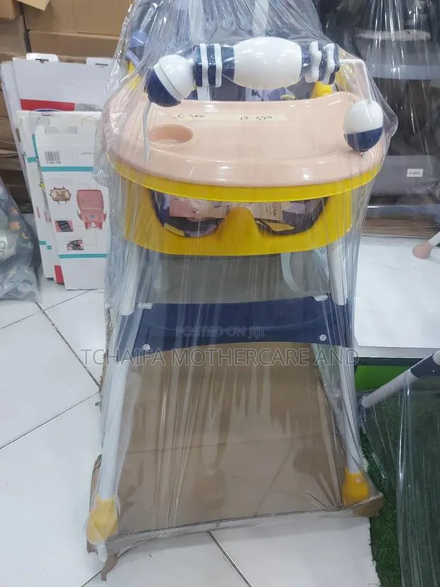 2 in 1 Baby High Chair · Photo 2
