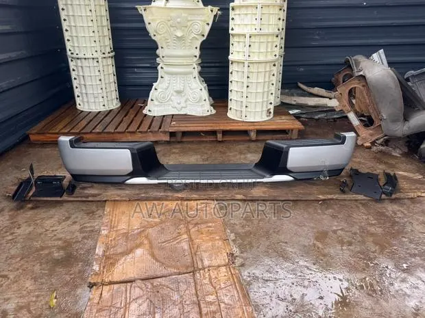 Mitsubishi L200 2019 Back Bumper · Photo 1