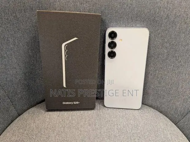 New Samsung Galaxy S25+ 256 GB Silver · Photo 1