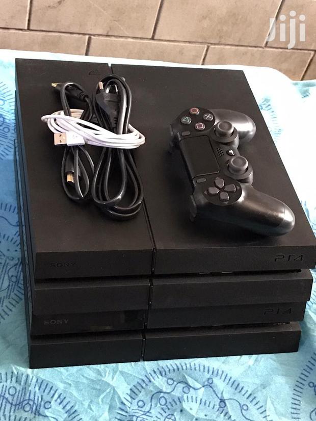 Freshly Used Playstation 4 (Ps4) · Photo 1