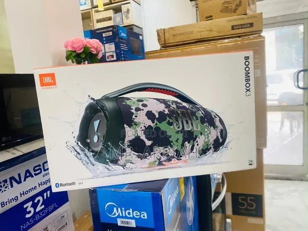 Choose Classic JBL Boombox 3 Portable Bluetooth Speaker(Black) · Photo 1