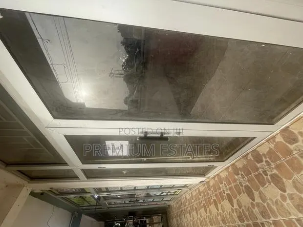 Ground Floor Shop for Rent at School Junction · Photo 1