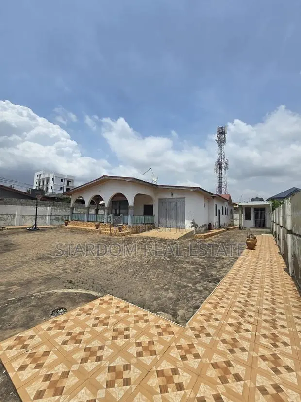 4bdrm House in Baatsona Spintex for sale · Photo 1