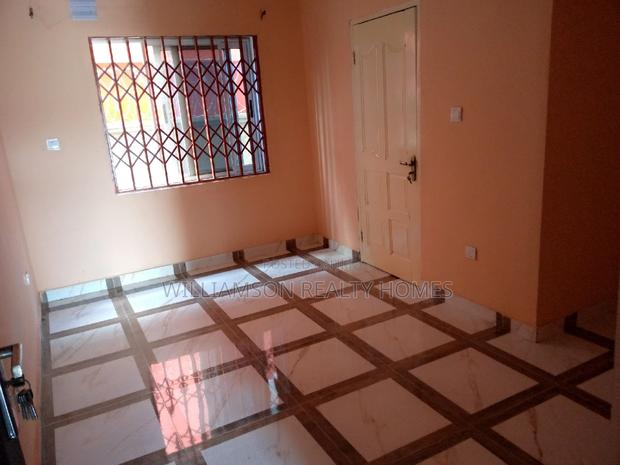 1bdrm Apartment in Community 18, Spintex for rent · Photo 3