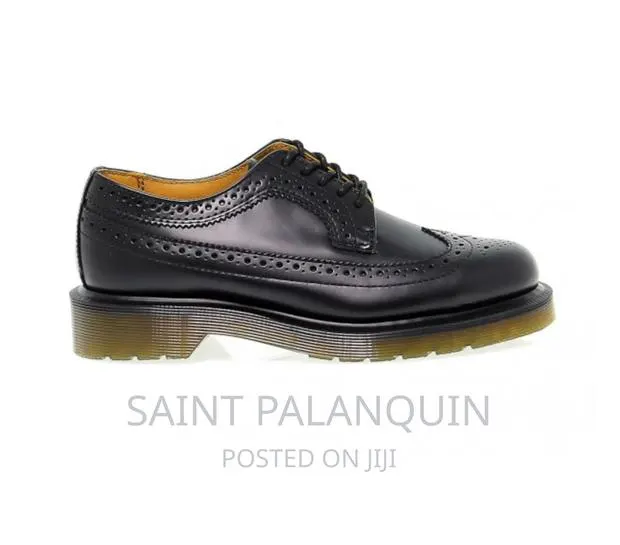 Dr Martens Quality Wear · Photo 1