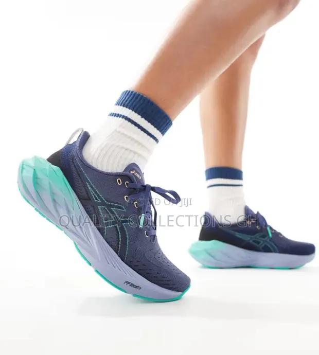 Nike Ninbus Mirai · Photo 1