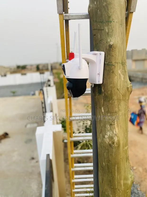 Professional Solar Camera Installation Services · Photo 1