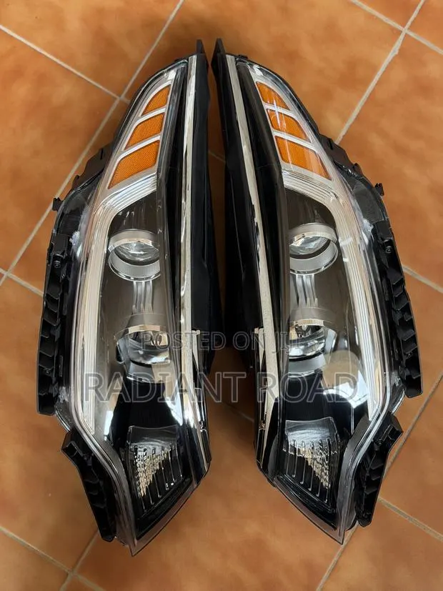 Kia Optima 2018 Headlights · Photo 1