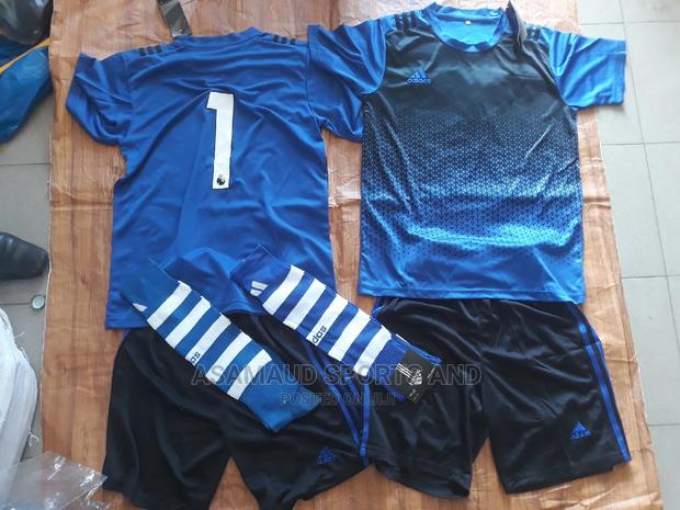 Original Set of Jersey With Holes at Cool Price · Photo 8
