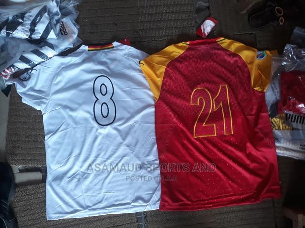 Original Set of Jersey With Holes at Cool Price · Photo 7