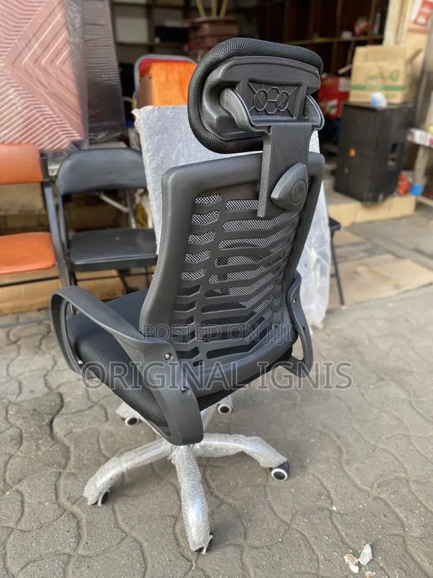 Office Chair With Headrest · Photo 5