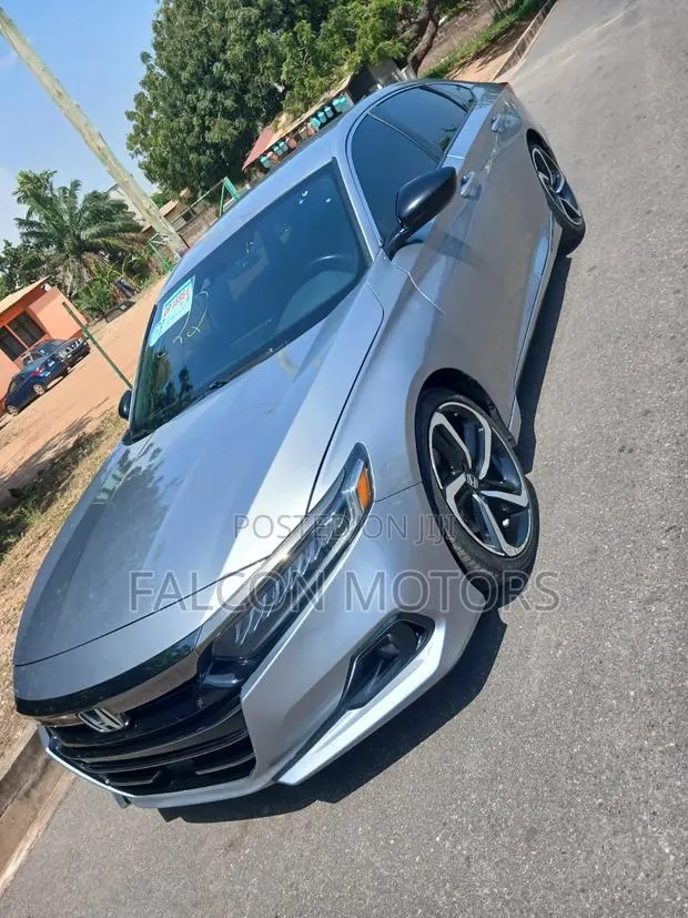 Honda Accord Sport 1.5T 2021 Silver · Photo 1