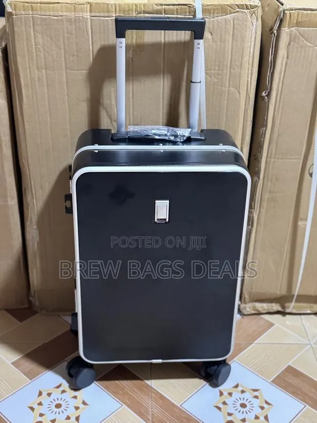 Premium Quality Executive 20 Inches Zipless Hand Luggage Traveling Bag · Photo 1