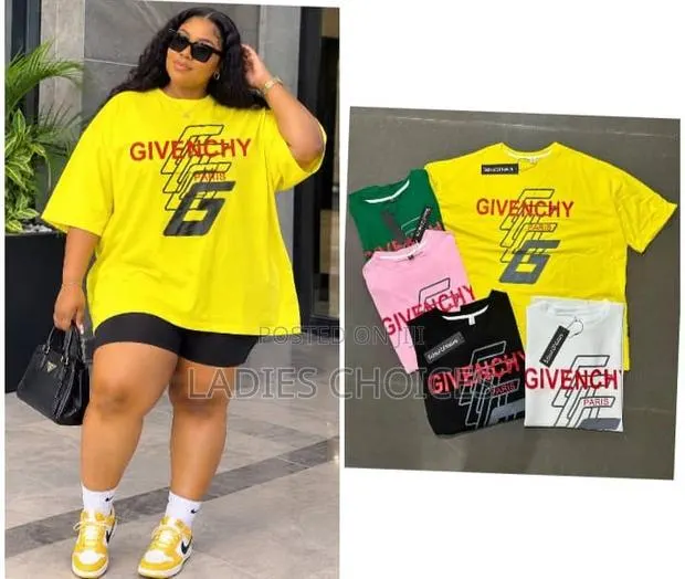 Plus Size Tops · Photo 1