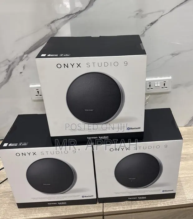 High Quality Harman Kardon Onyx 9 Wireless Speaker(50watt)Black. · Photo 1