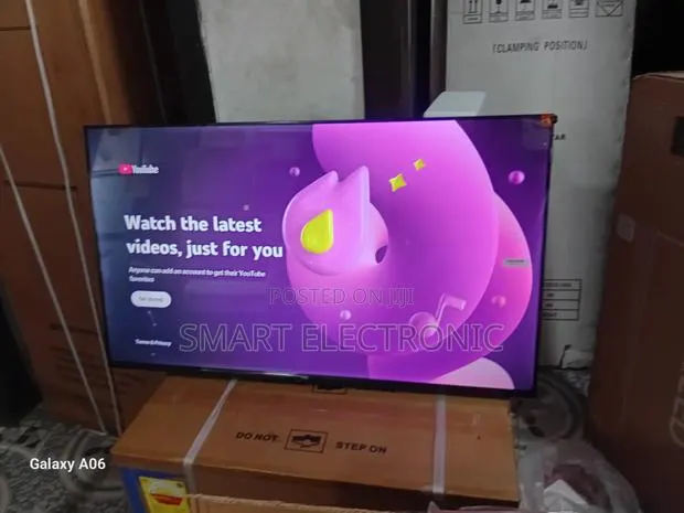 Premium Viewing Starts Here – TCL 43" Smart Tv · Photo 1