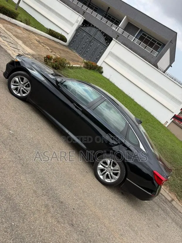 Honda Accord 2019 Black · Photo 1