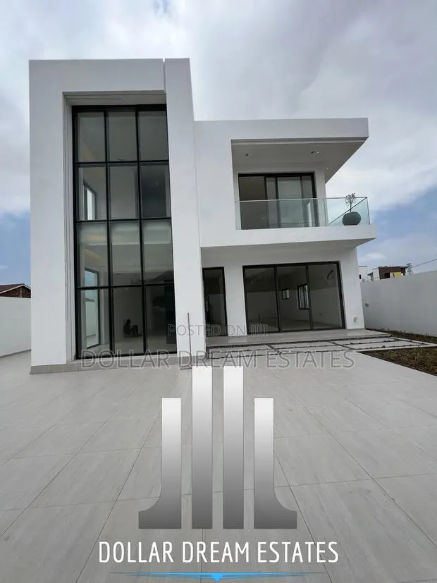 4bdrm House in Adjiriganor for sale · Photo 1