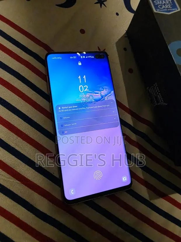 Samsung Galaxy S10 Plus 128 GB Orange · Photo 1
