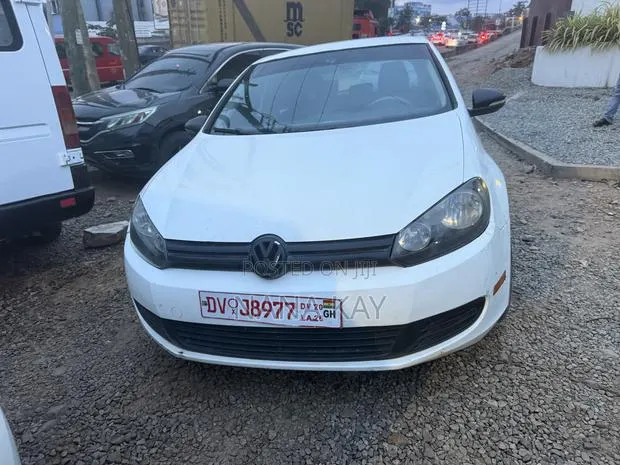 Volkswagen Golf 2.0 TDI 3 Door 2011 White · Photo 1
