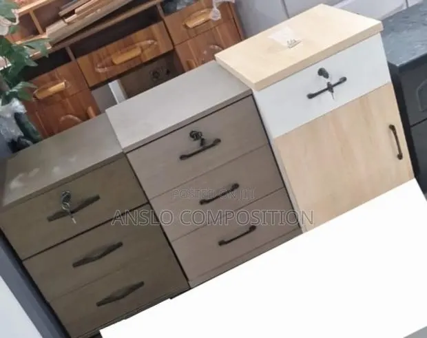 Office Three-Drawer Storage · Photo 1
