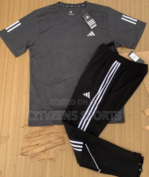 Adidas Grey Top and Black Down · Photo 1