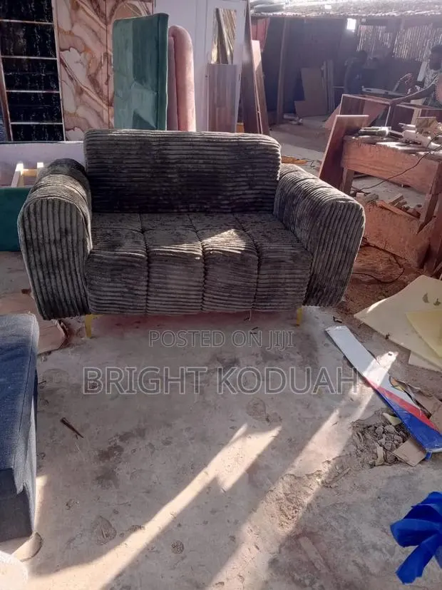Big Brown Fabric Two in One Sofa · Photo 1