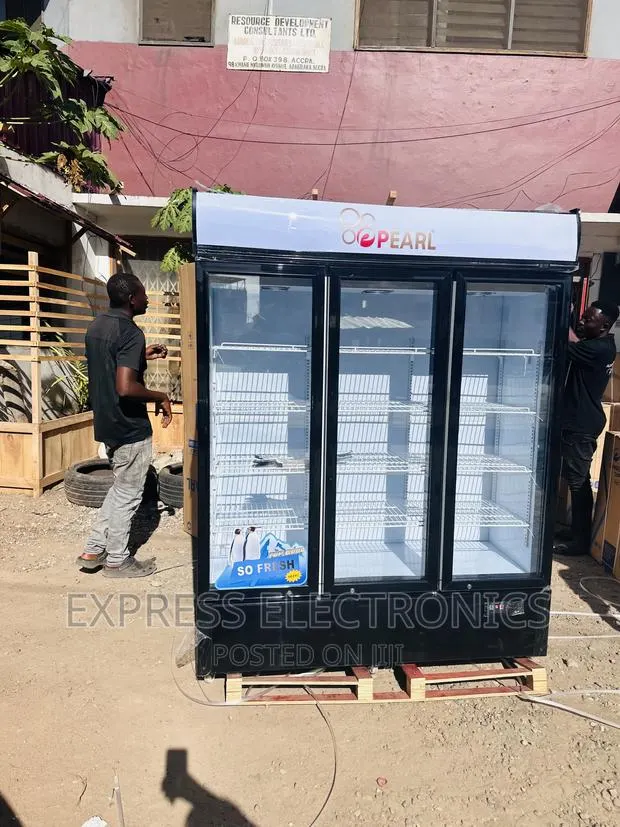 Lovely New Pearl PVC-150 Display Fridge · Photo 1