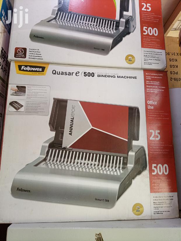 Electronic Comb Binding Machine · Photo 1