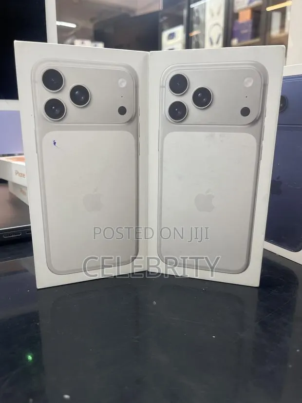 New Apple iPhone 17 Pro Max 256 GB Silver · Photo 1
