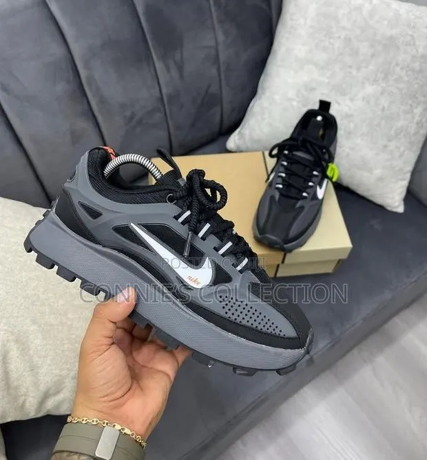 Nike Bailleli Sneaker · Photo 1