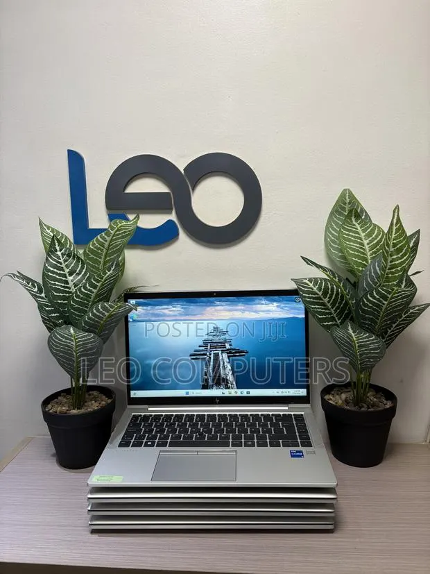 Laptop HP EliteBook 840 G8 8GB Intel Core i5 SSD 256GB · Photo 1