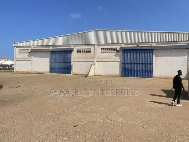 1200 SQM Warehouse at Achimota for Rent · Photo 1