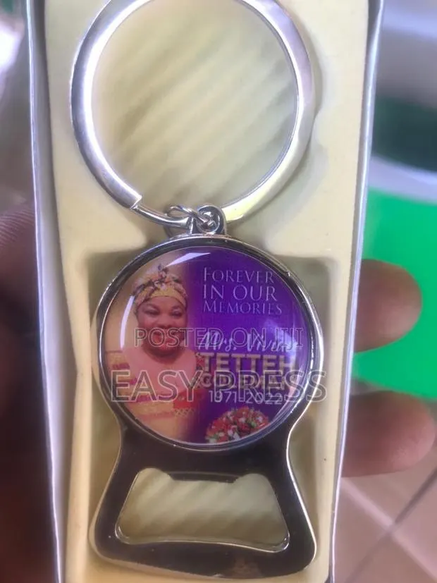 Branded Keyholder · Photo 1