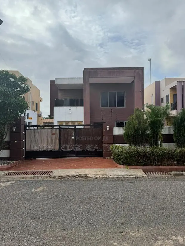 Furnished 4bdrm House in East Legon Around A, Accra Metropolitan · Photo 1