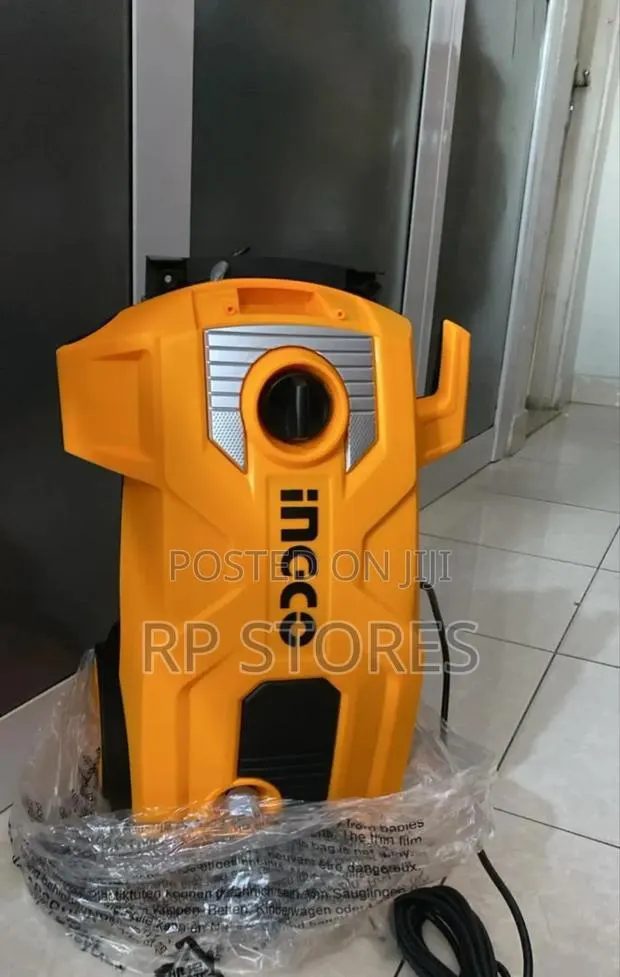 Pressure Washer 1800w · Photo 1