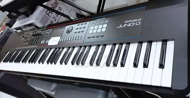Roland Juno-D7 Synthesizer | 76-Note Keyboard · Photo 1