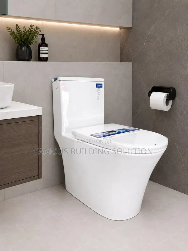 Water Closet (High Standard) · Photo 1
